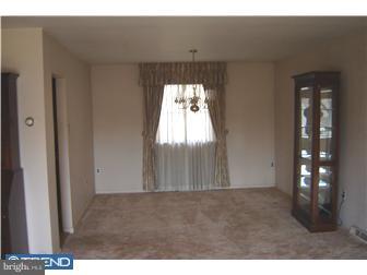 1046 Fitch Road Southampton, PA 18966 - Photo 3 of 8 Dining Room