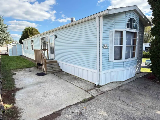 $47,500 | W210N11631 Pinecrest, Germantown, WI 53022