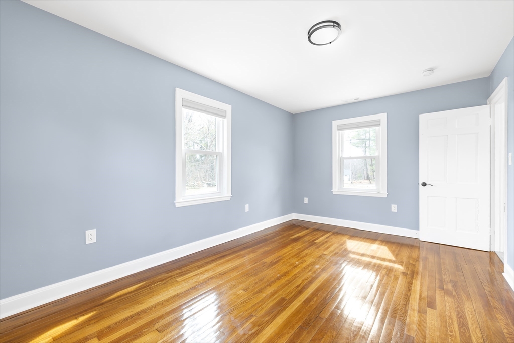 100 Maple Street Sherborn, MA 01770 - Photo 18 of 32