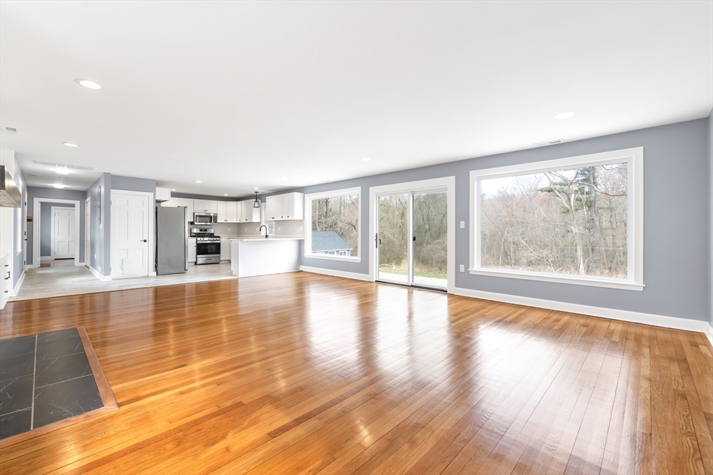 100 Maple Street Sherborn, MA 01770 - Photo 2 of 32