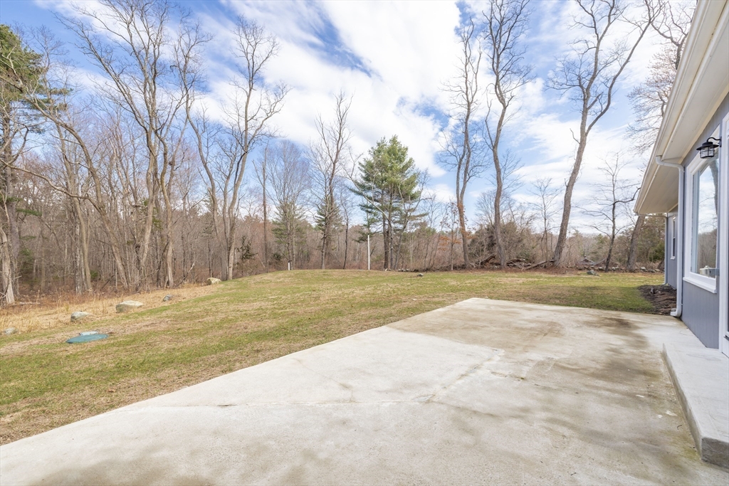 100 Maple Street Sherborn, MA 01770 - Photo 26 of 32