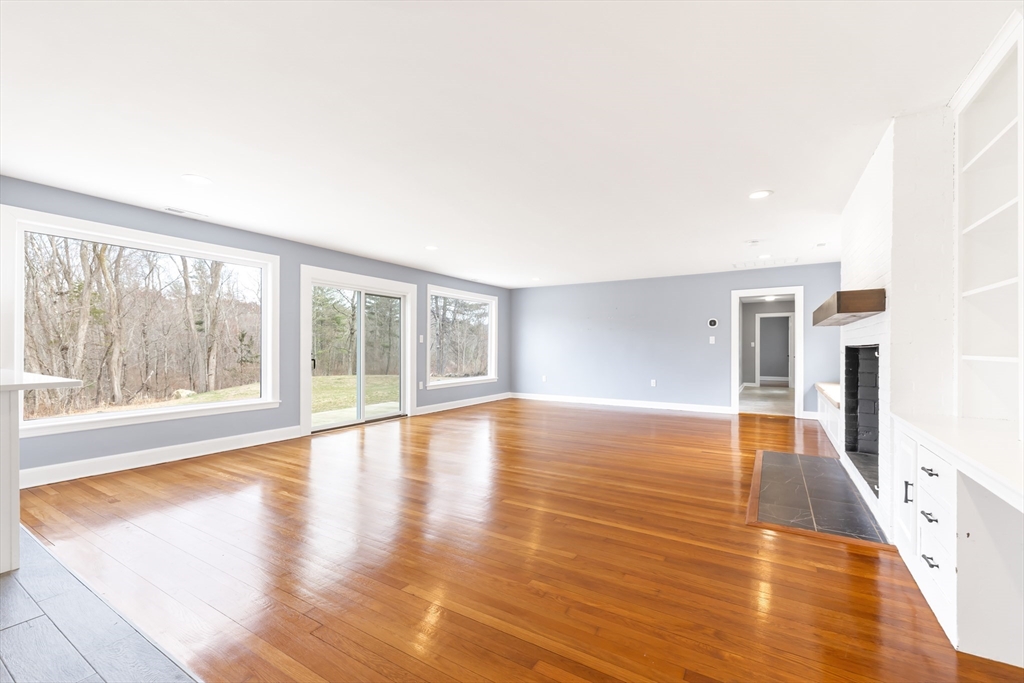 100 Maple Street Sherborn, MA 01770 - Photo 6 of 32