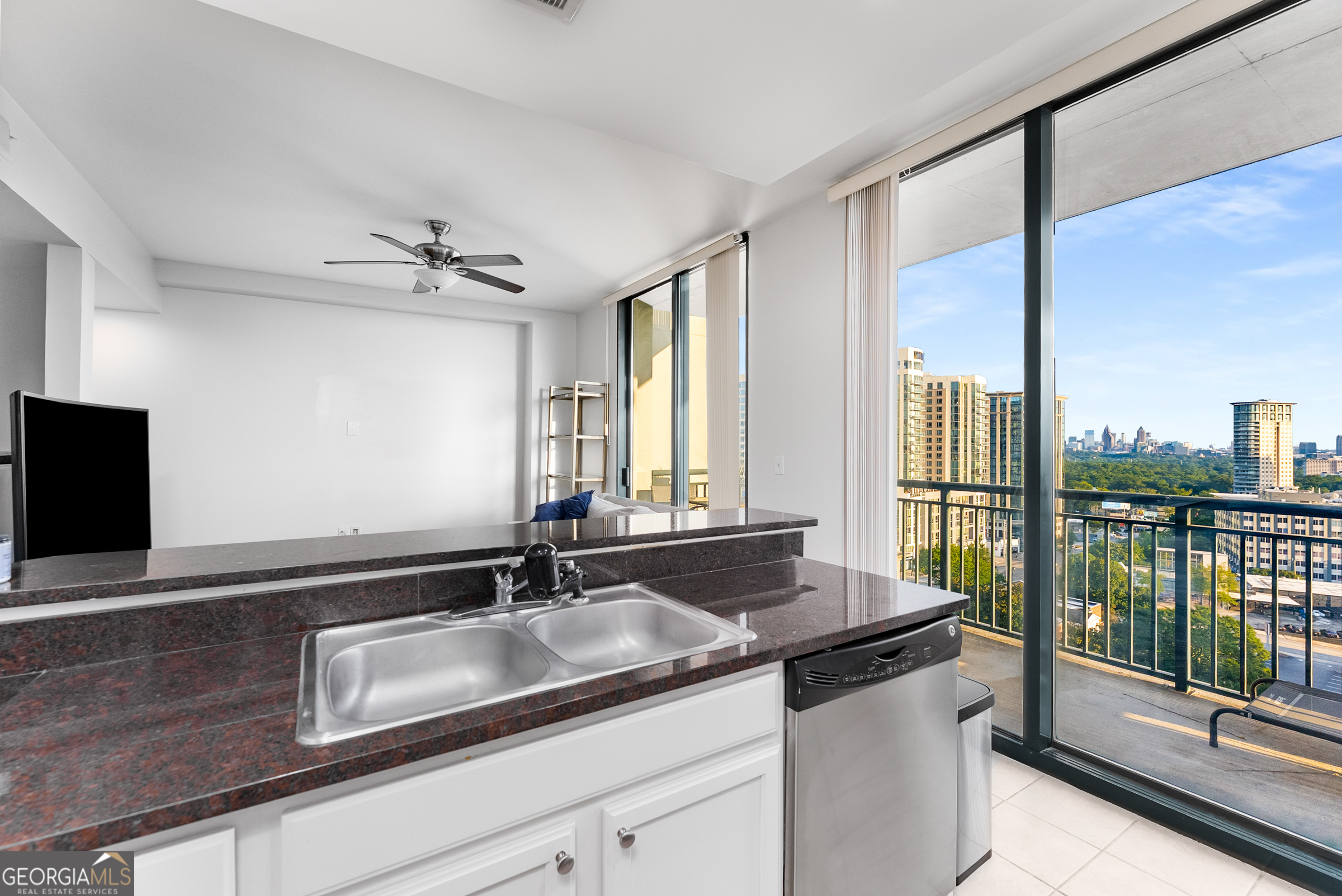 3040 Peachtree Road Northwest, Unit 1205 Atlanta, GA 30305 - Photo 6 of 46