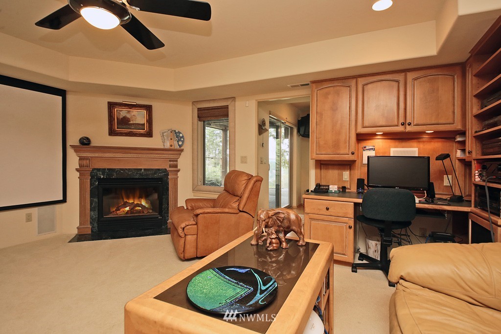 4909 Jones Road Oak Harbor, WA 98277 - Photo 14 of 25 Gallery Image 14