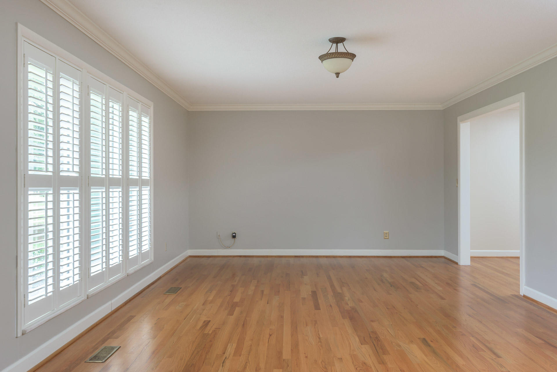 6912 Jesse Conner Road Chattanooga, TN 37421 - Photo 2 of 31 living1
