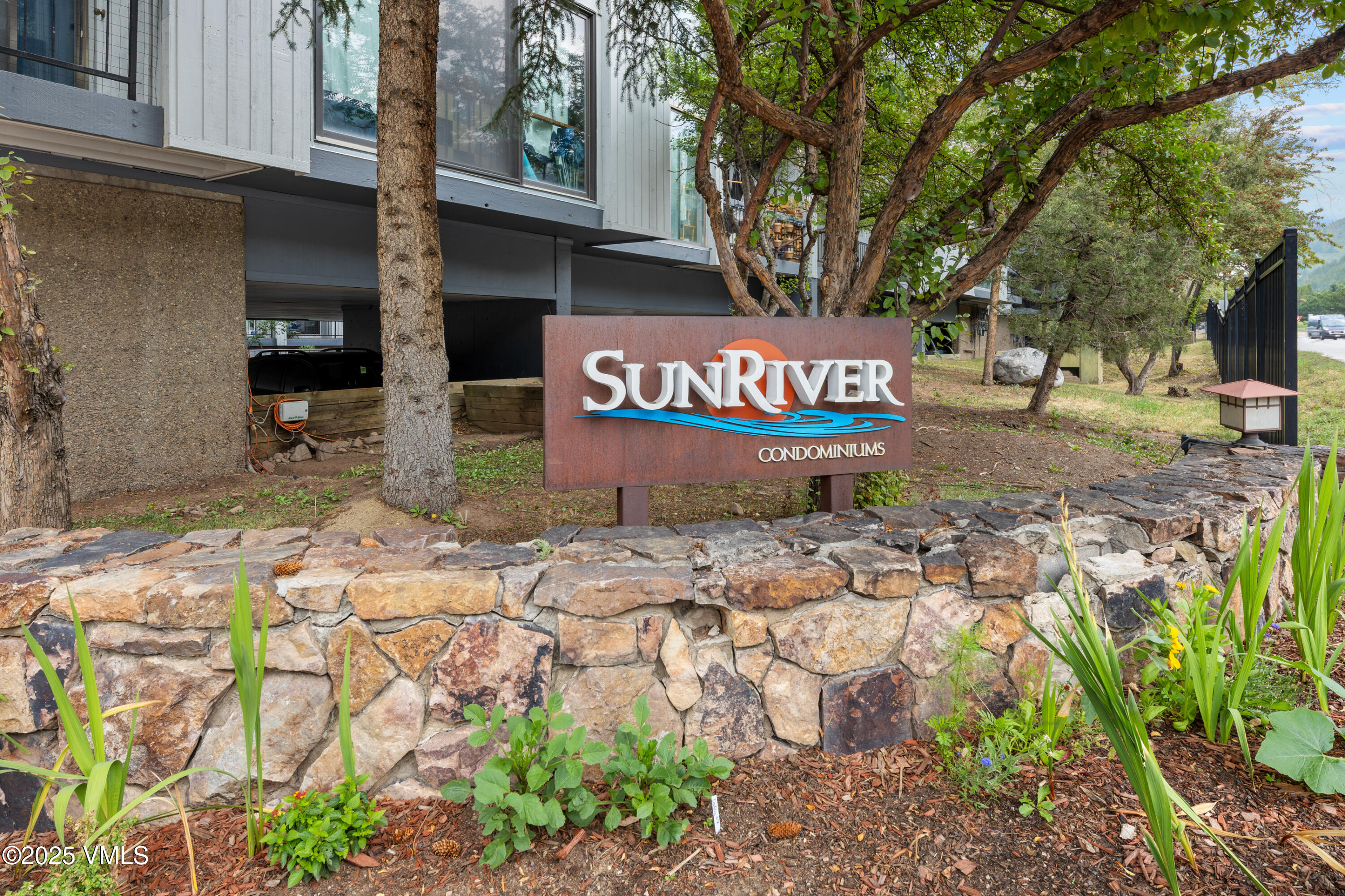 39377 Highway 6, Unit D102 Avon, CO 81620 - Photo 14 of 36 S47A6994