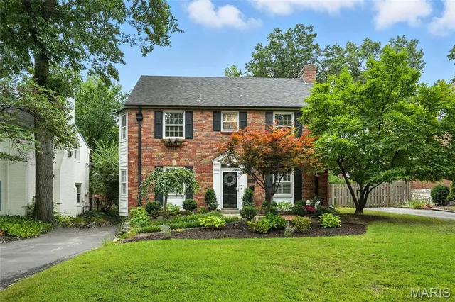 $499,999 | 7814 Gannon Avenue, University City, MO 63130