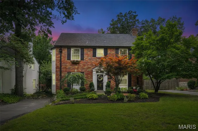 $499,999 | 7814 Gannon Avenue, University City, MO 63130