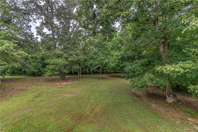 150 Gaskins Road Dickson, TN 37055 - Photo 18 of 20 GREAT YARD...Only 20 minutes to Bellevue