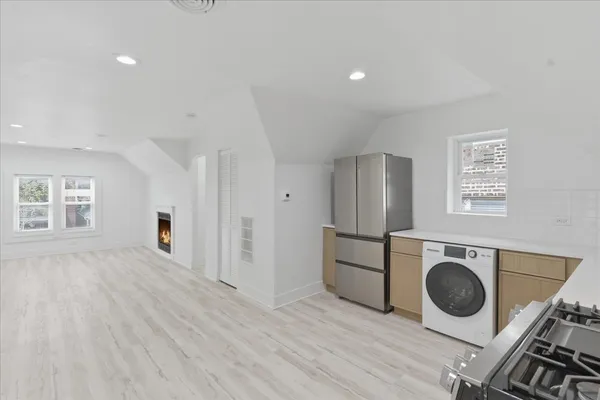 $2,050 | 2607 West Haddon Avenue, Unit 3F, Chicago, IL 60622