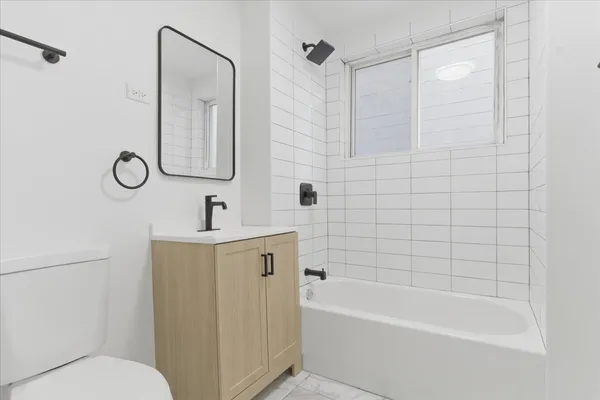 $2,050 | 2607 West Haddon Avenue, Unit 3F, Chicago, IL 60622