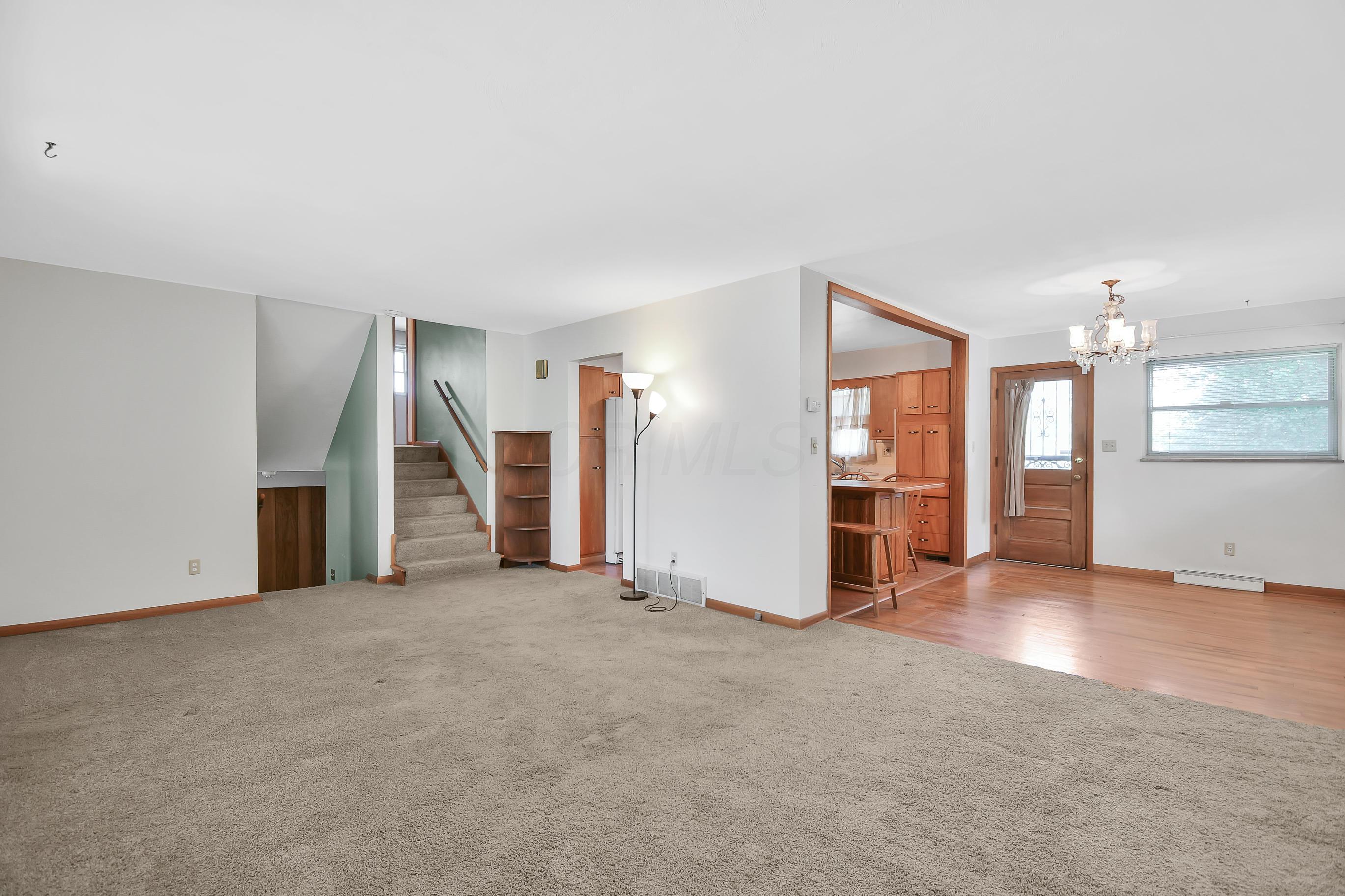 812 Ross Road Columbus, OH 43213 - Photo 8 of 29
