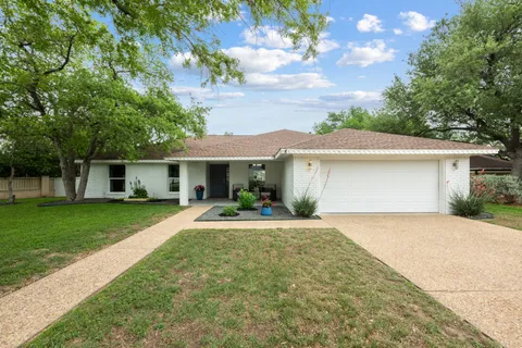 $1,300,000 | 6104 Carry Back Lane, Austin, TX 78746