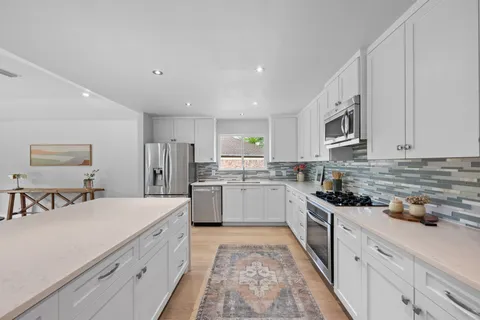 $1,300,000 | 6104 Carry Back Lane, Austin, TX 78746