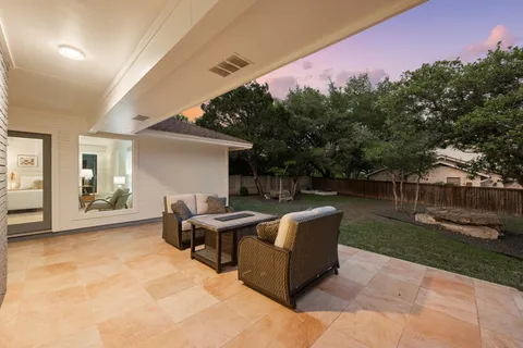 $1,300,000 | 6104 Carry Back Lane, Austin, TX 78746