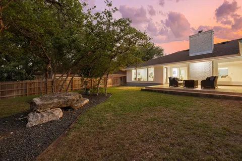 $1,300,000 | 6104 Carry Back Lane, Austin, TX 78746