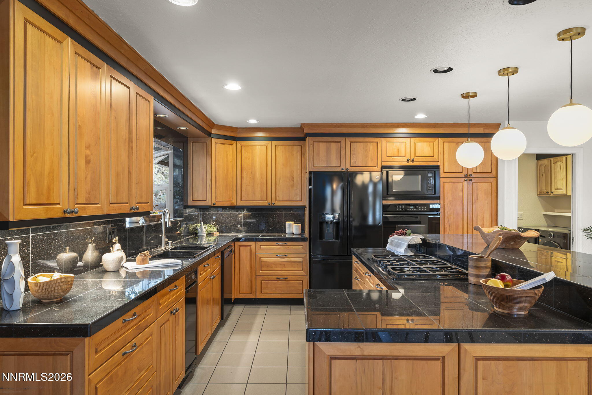 1895 Allen Street Reno, NV 89509 - Photo 12 of 30 12-web-or-mls-_DSC8143