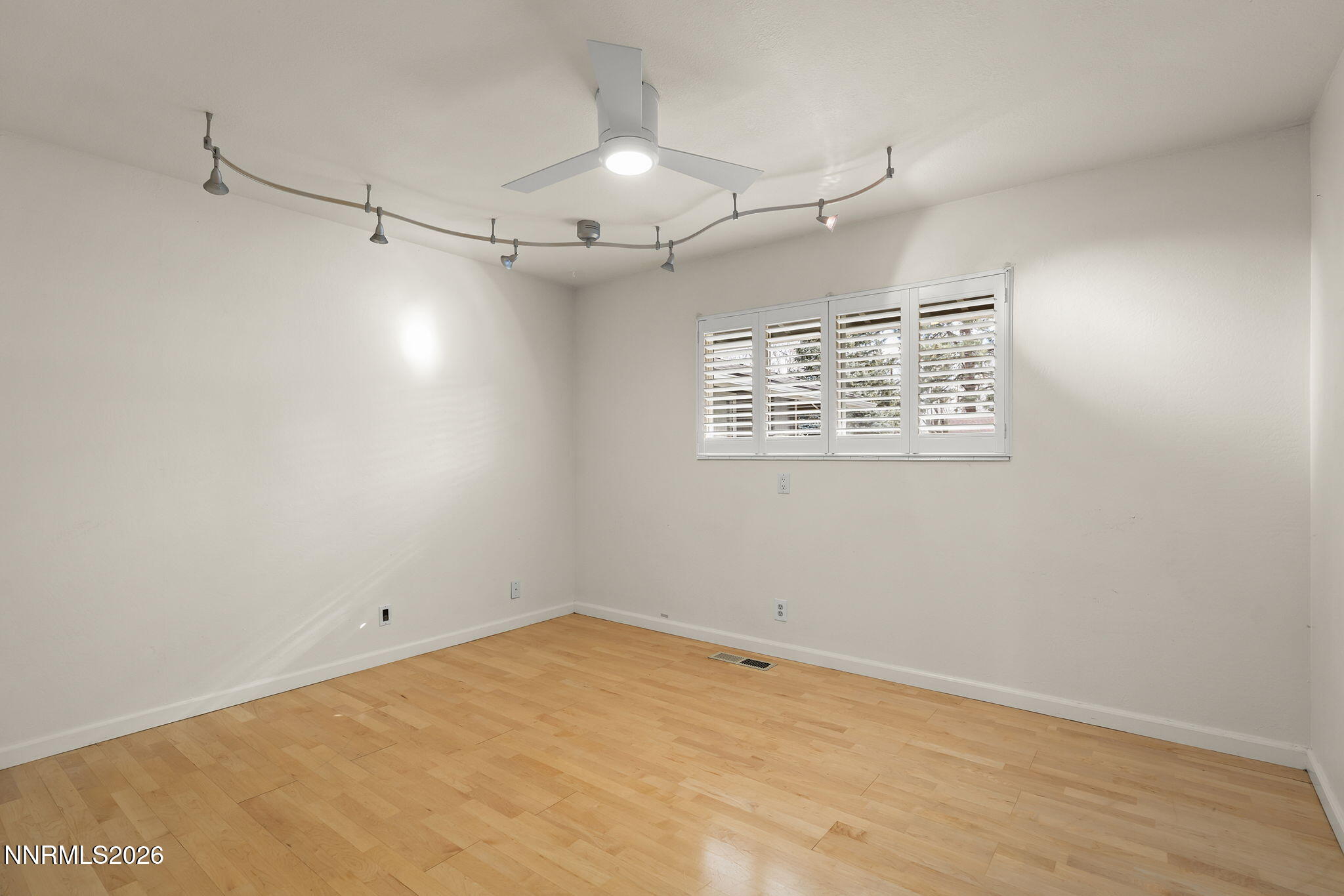 1895 Allen Street Reno, NV 89509 - Photo 20 of 30 20-web-or-mls-_DSC8093
