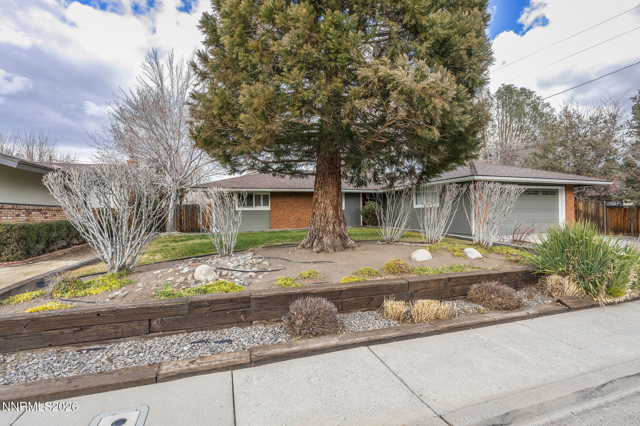 1895 Allen Street Reno, NV 89509 - Photo 2 of 30 2-web-or-mls-_DSC8196
