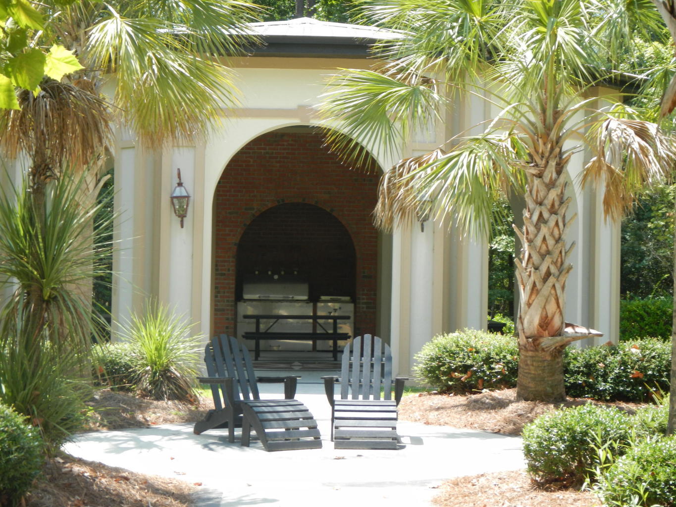 2007 Basildon Road Mount Pleasant, SC 29466 - Photo 21 of 31 image