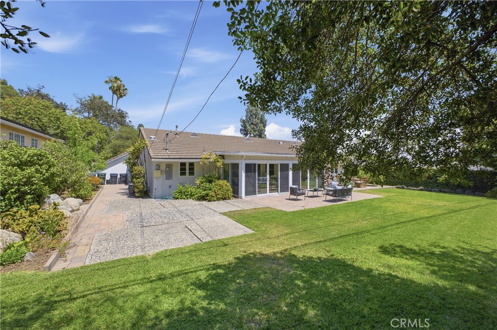 2011 Canyon Road Arcadia, CA 91006 - Photo 34 of 40