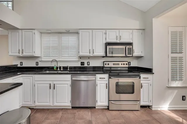 $739,900 | 203 Grand Oaks Circle, St. Simons Island, GA 31522