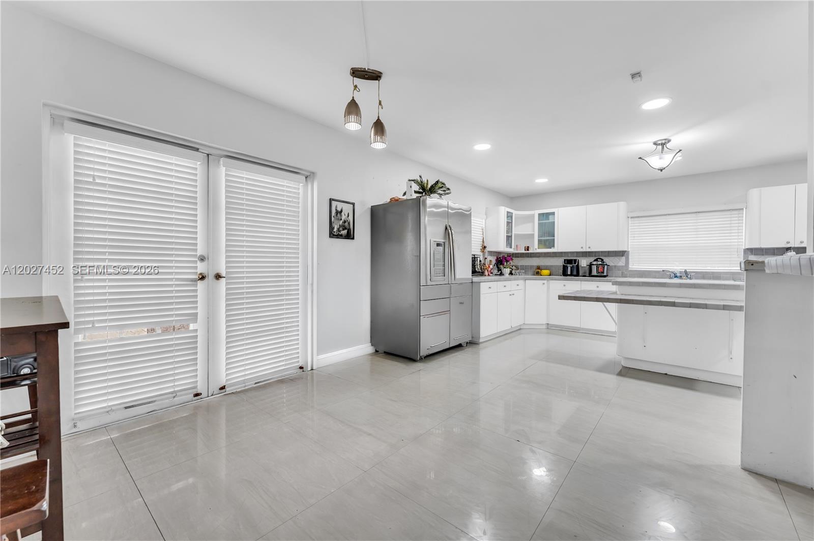 6284 Southwest 26th Street Miami, FL 33155 - Photo 23 of 74