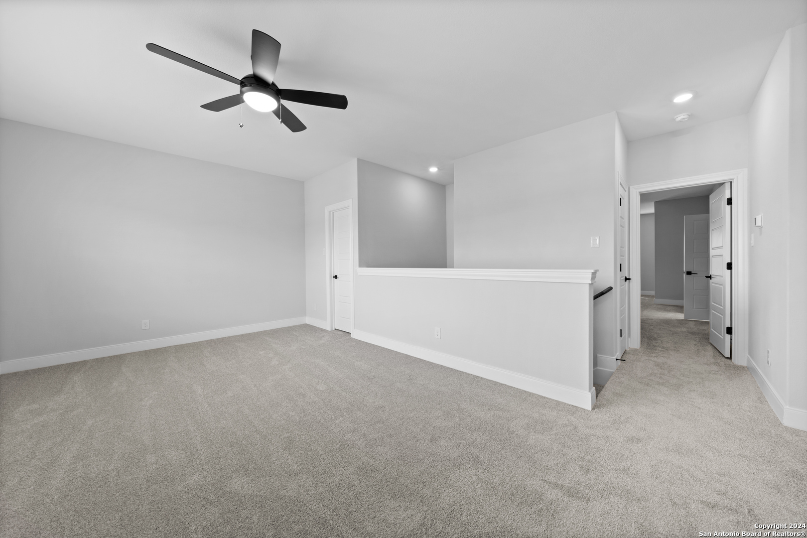 159 Azalea Alley Castroville, TX 78009 - Photo 13 of 21