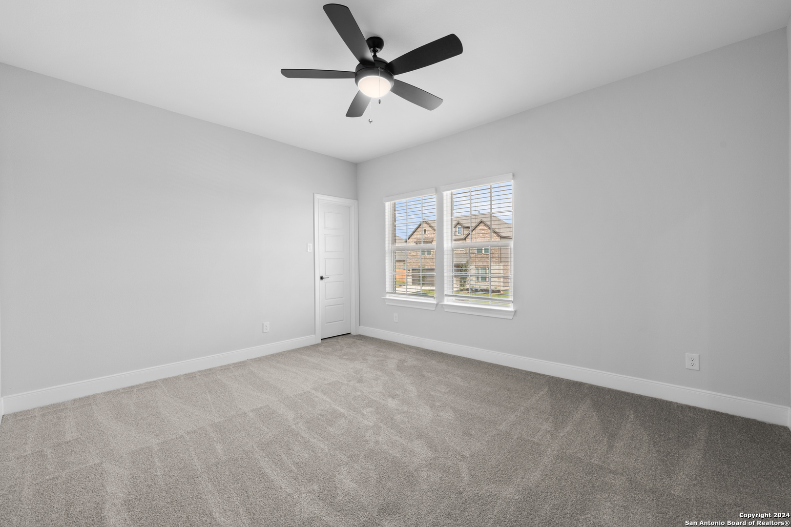 159 Azalea Alley Castroville, TX 78009 - Photo 14 of 21