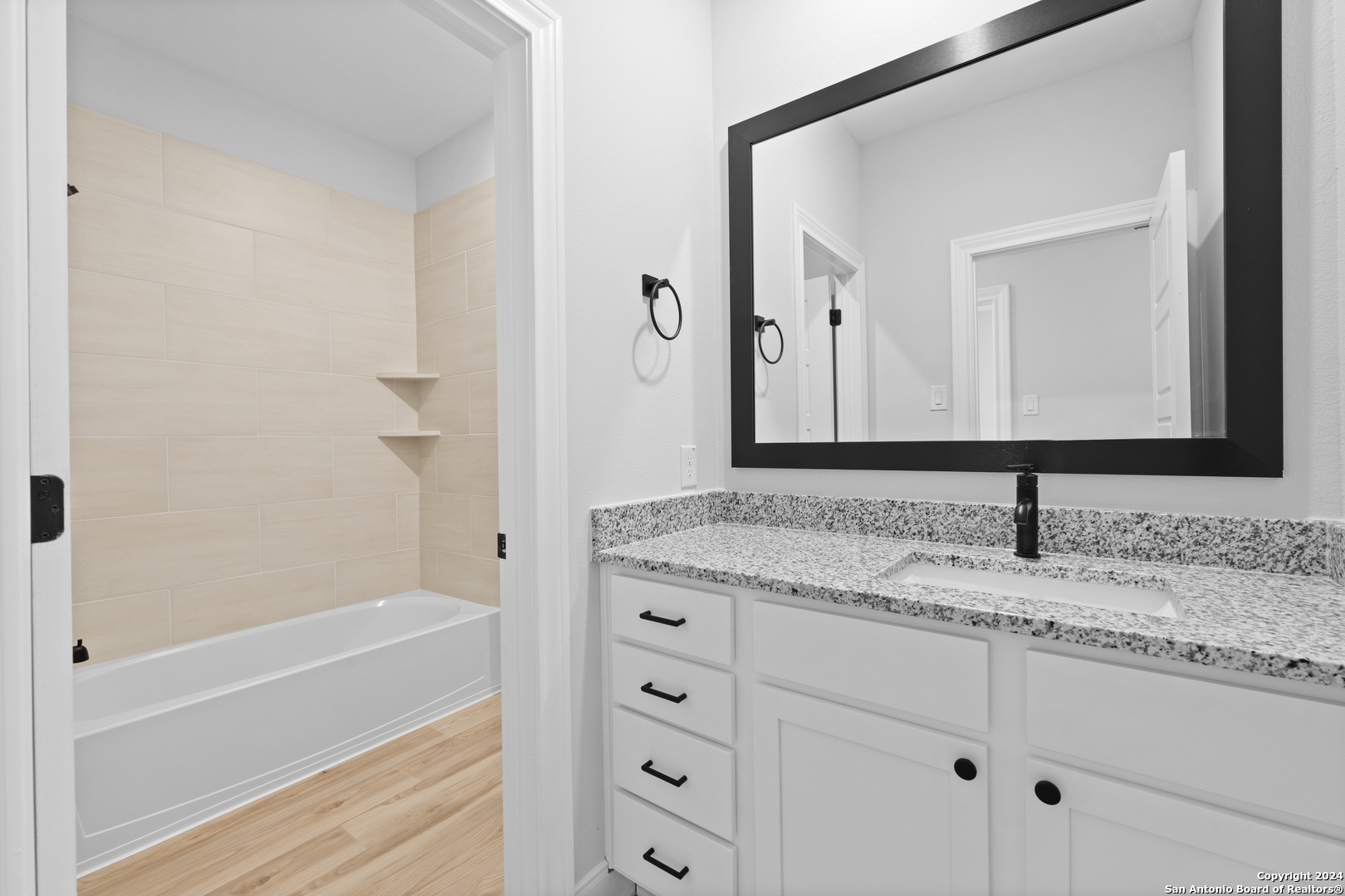 159 Azalea Alley Castroville, TX 78009 - Photo 17 of 21