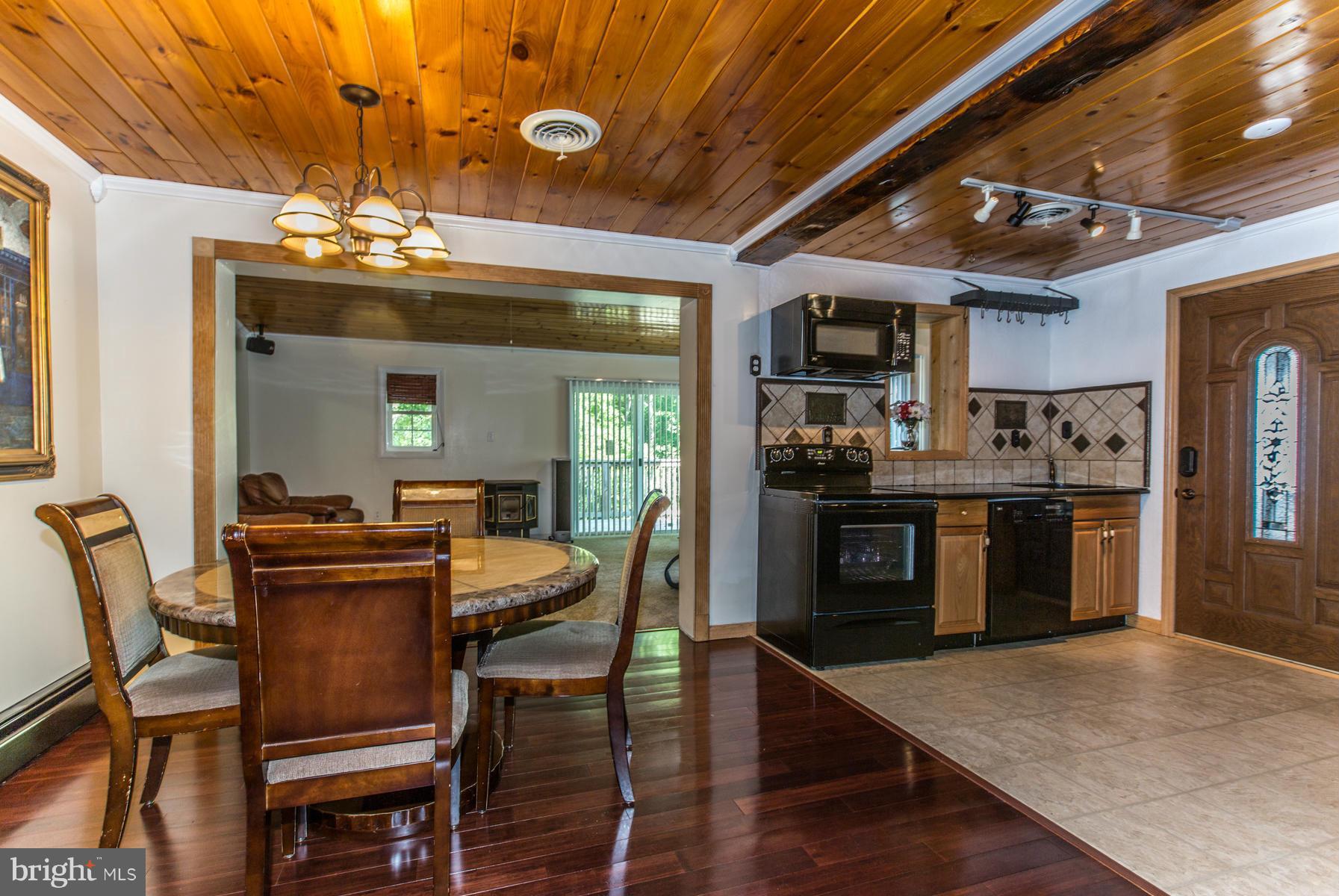 303 Whitaker Road Pasadena, MD 21122 - Photo 8 of 24 Kitchen