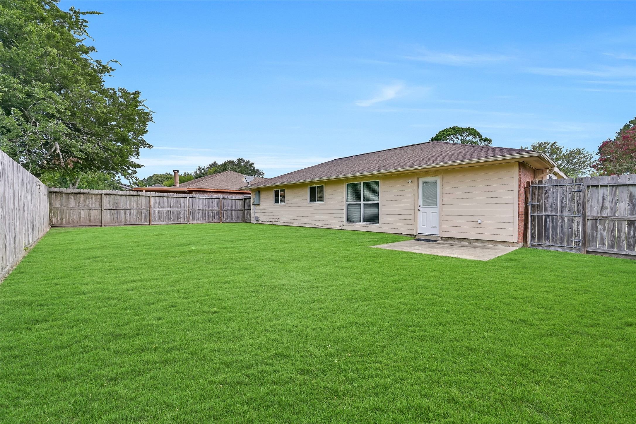2414 Heather Ridge Court Webster, TX 77598 - Photo 22 of 25