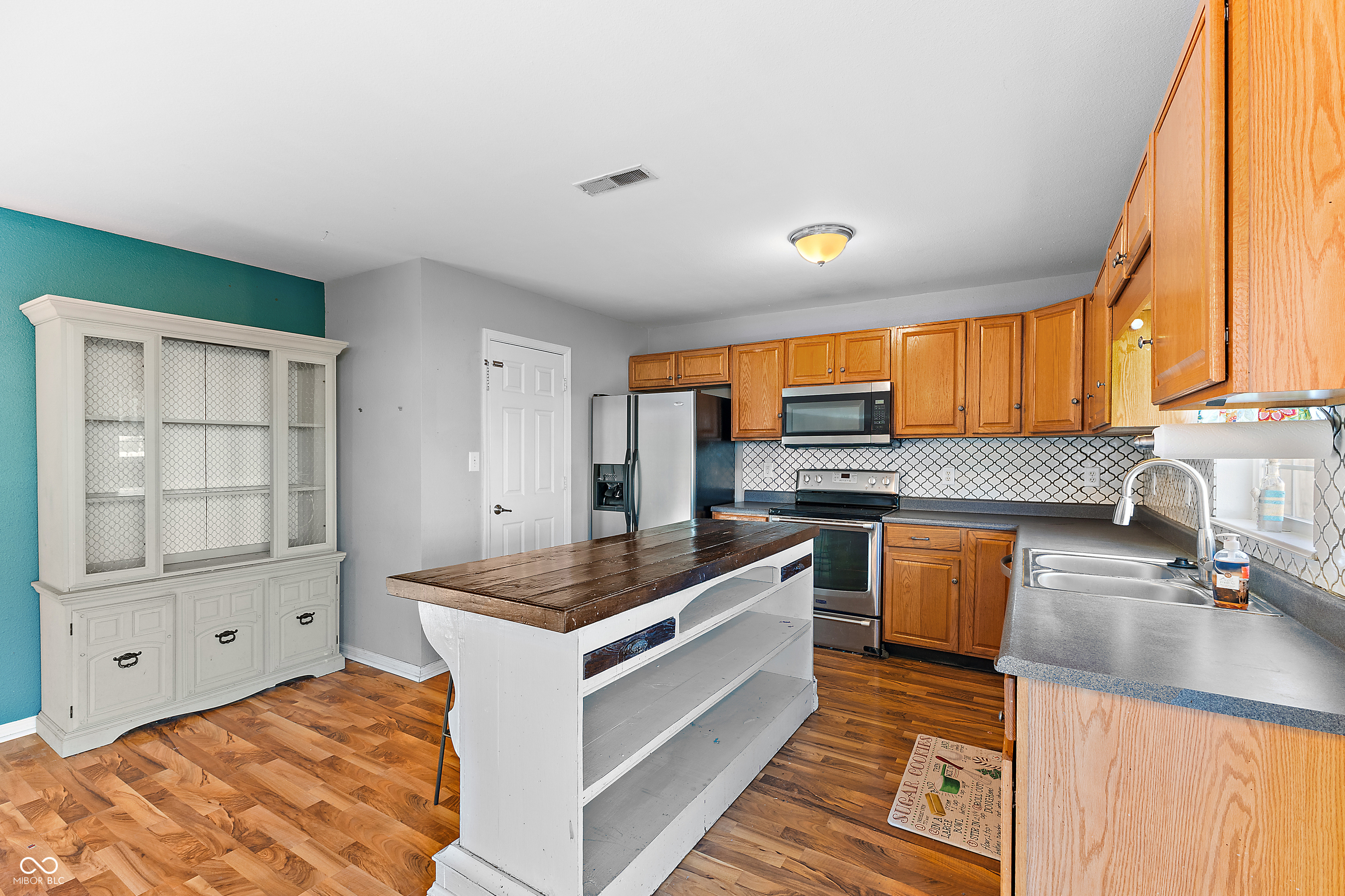 6412 Pemboke Court Camby, IN 46113 - Photo 5 of 41