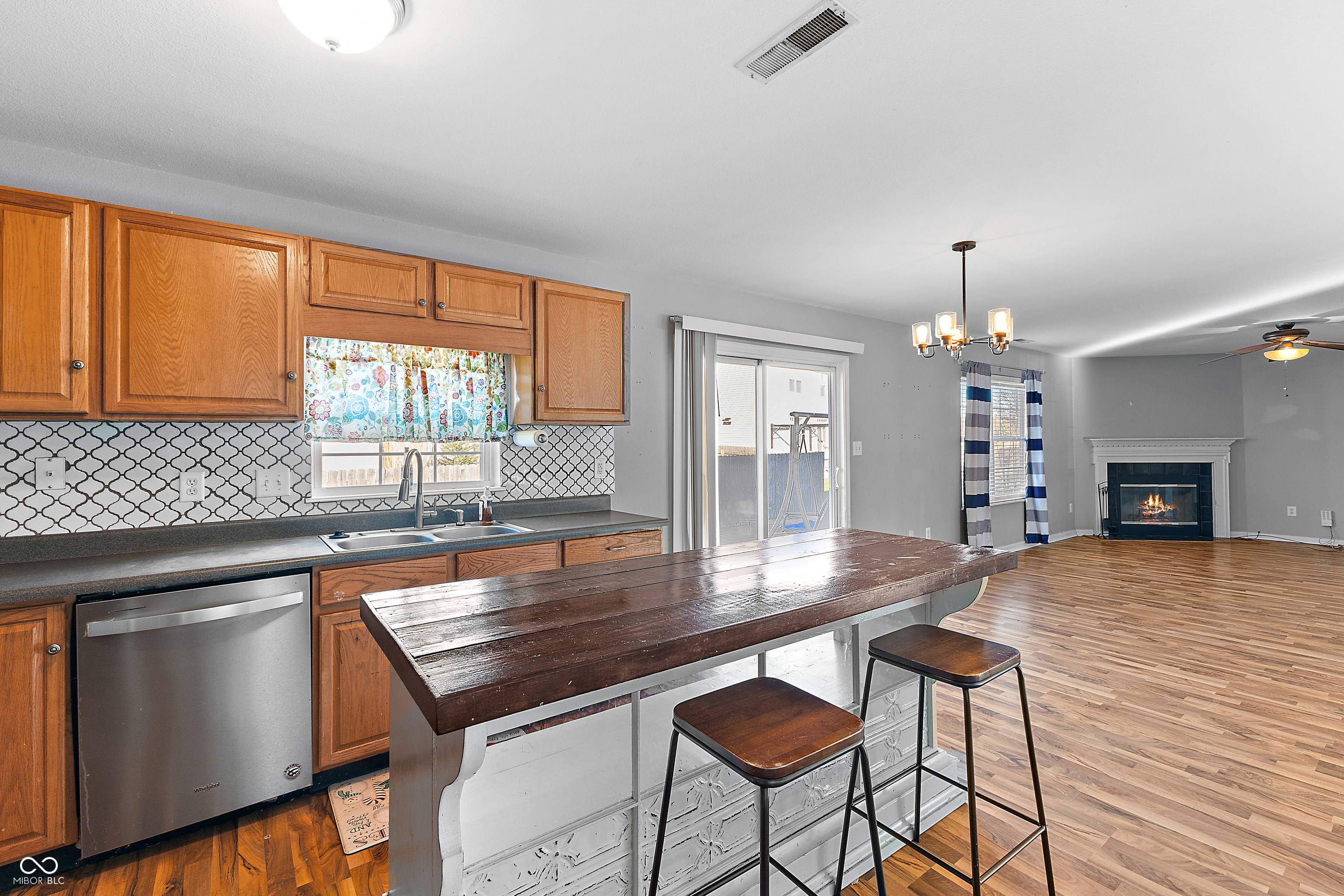 6412 Pemboke Court Camby, IN 46113 - Photo 7 of 41