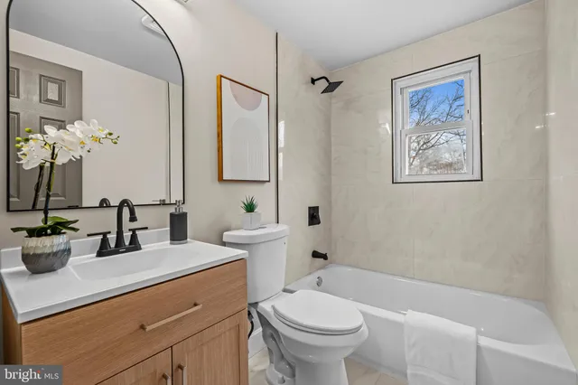 $499,900 | 9533 Franklin Avenue, Lanham, MD 20706