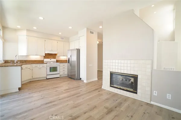 $4,200 | 19511 Highridge Way, Lake Forest, CA 92679