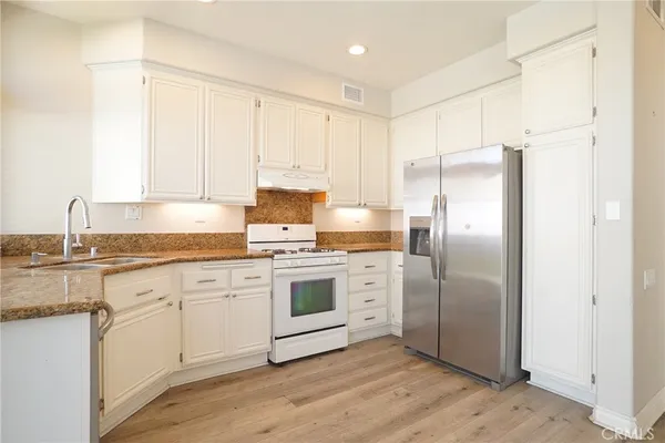 $4,200 | 19511 Highridge Way, Lake Forest, CA 92679
