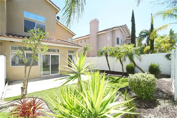 $4,200 | 19511 Highridge Way, Lake Forest, CA 92679