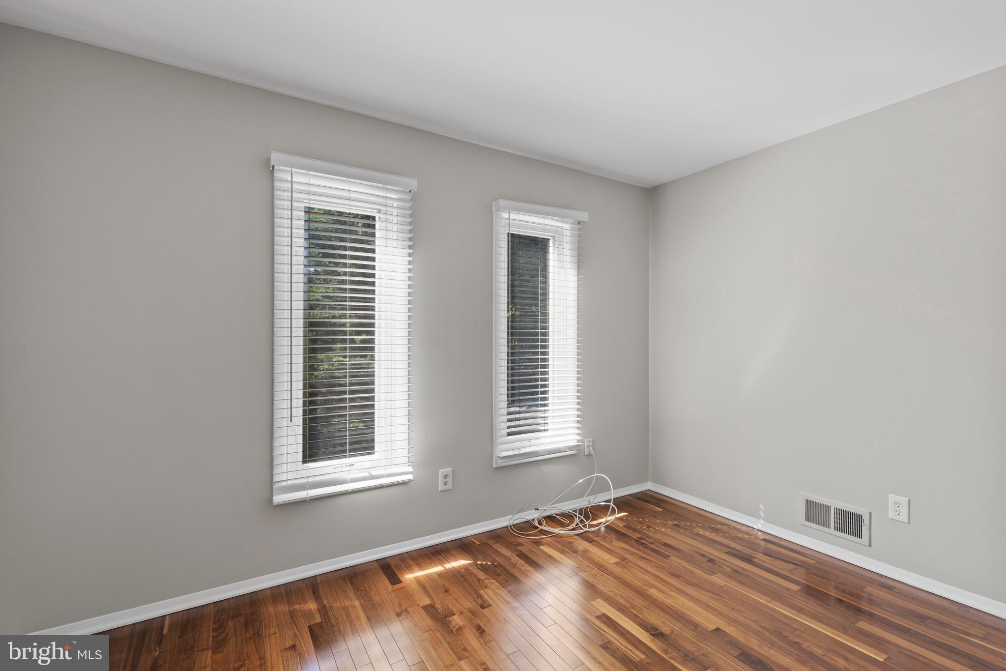 1921 Dundee Road Rockville, MD 20850 - Photo 11 of 41 Main level office/den