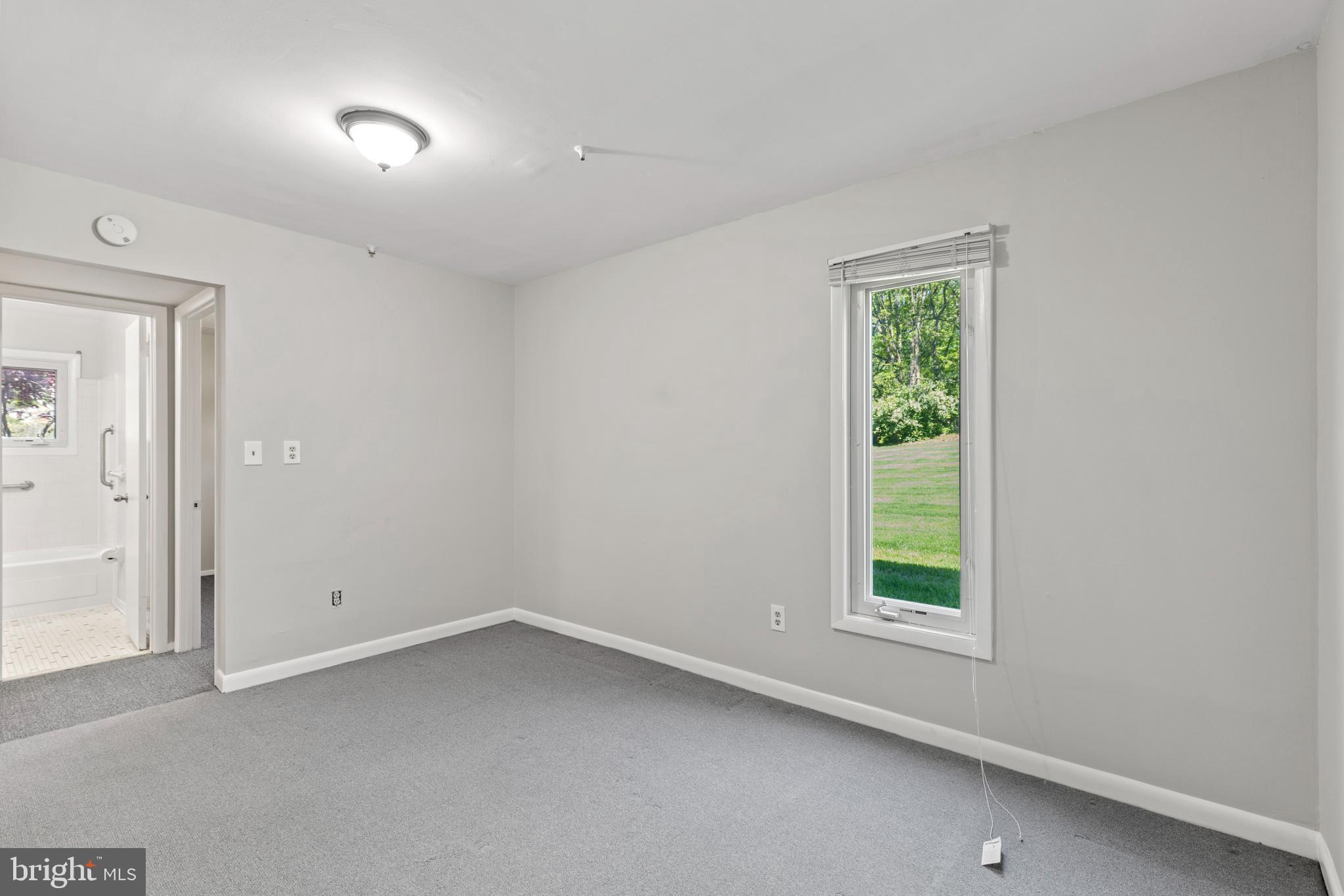 1921 Dundee Road Rockville, MD 20850 - Photo 31 of 41 Flex Room