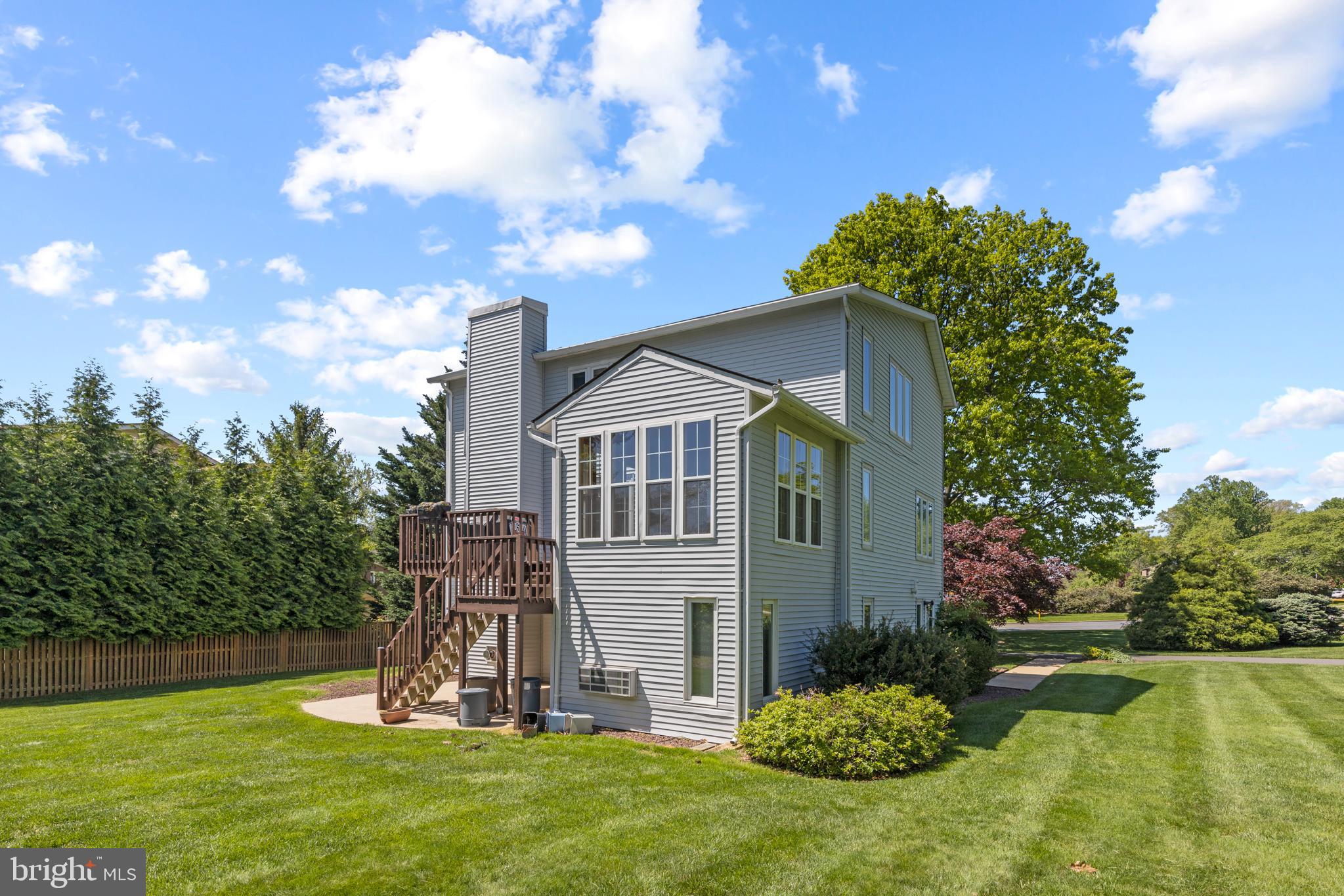 1921 Dundee Road Rockville, MD 20850 - Photo 38 of 41 Back Exterior