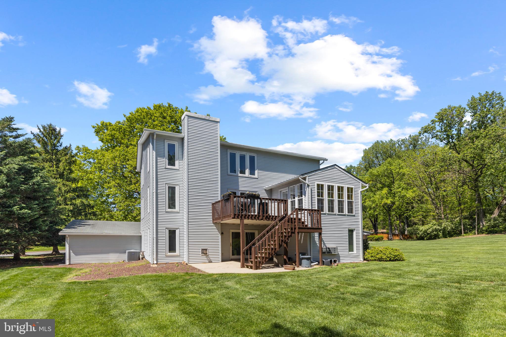 1921 Dundee Road Rockville, MD 20850 - Photo 39 of 41 Back Exterior