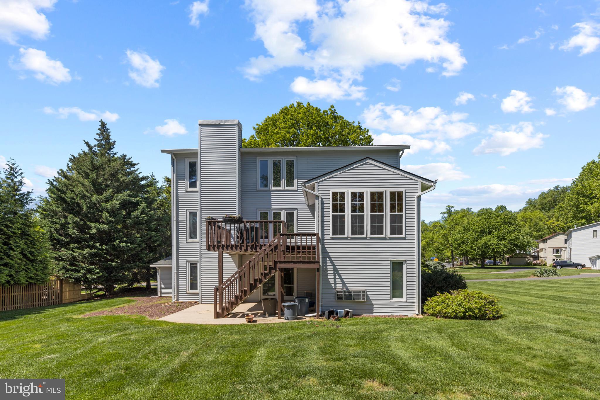1921 Dundee Road Rockville, MD 20850 - Photo 40 of 41 Back Exterior