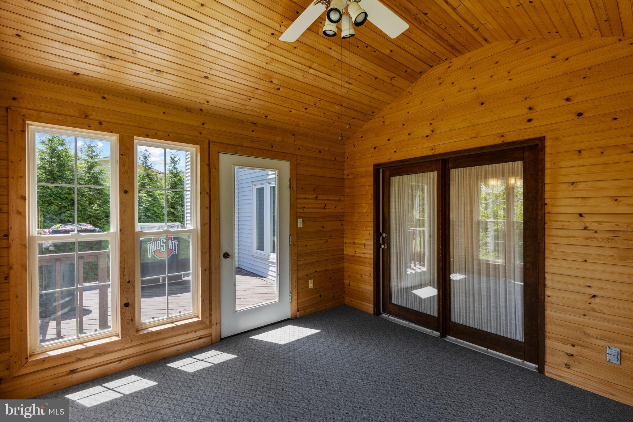 1921 Dundee Road Rockville, MD 20850 - Photo 9 of 41 Sunroom