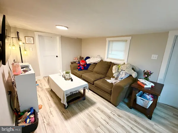 $1,450 | 400 East Liberty Street, Unit B, Charles Town, WV 25414