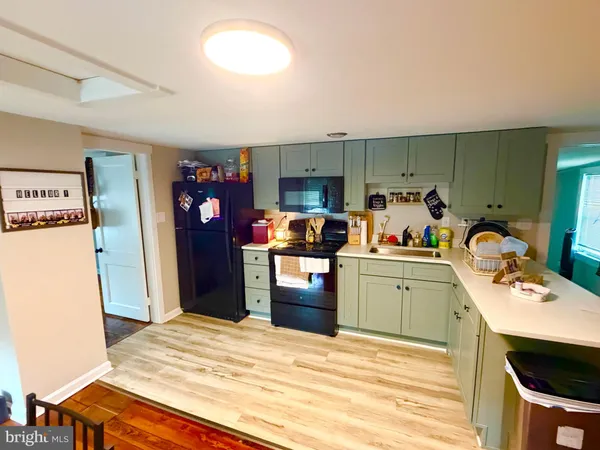 $1,450 | 400 East Liberty Street, Unit B, Charles Town, WV 25414