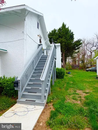 $1,450 | 400 East Liberty Street, Unit B, Charles Town, WV 25414