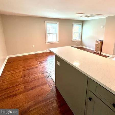 $1,450 | 400 East Liberty Street, Unit B, Charles Town, WV 25414