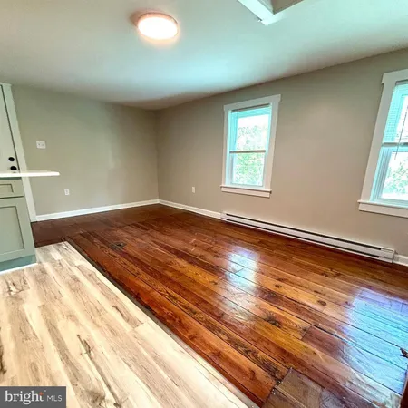 $1,450 | 400 East Liberty Street, Unit B, Charles Town, WV 25414