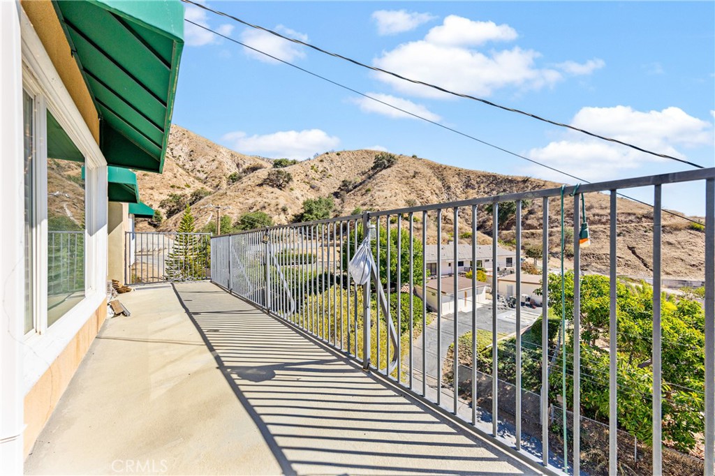591 Devonwood Road Altadena, CA 91001 - Photo 13 of 35 a view of balcony